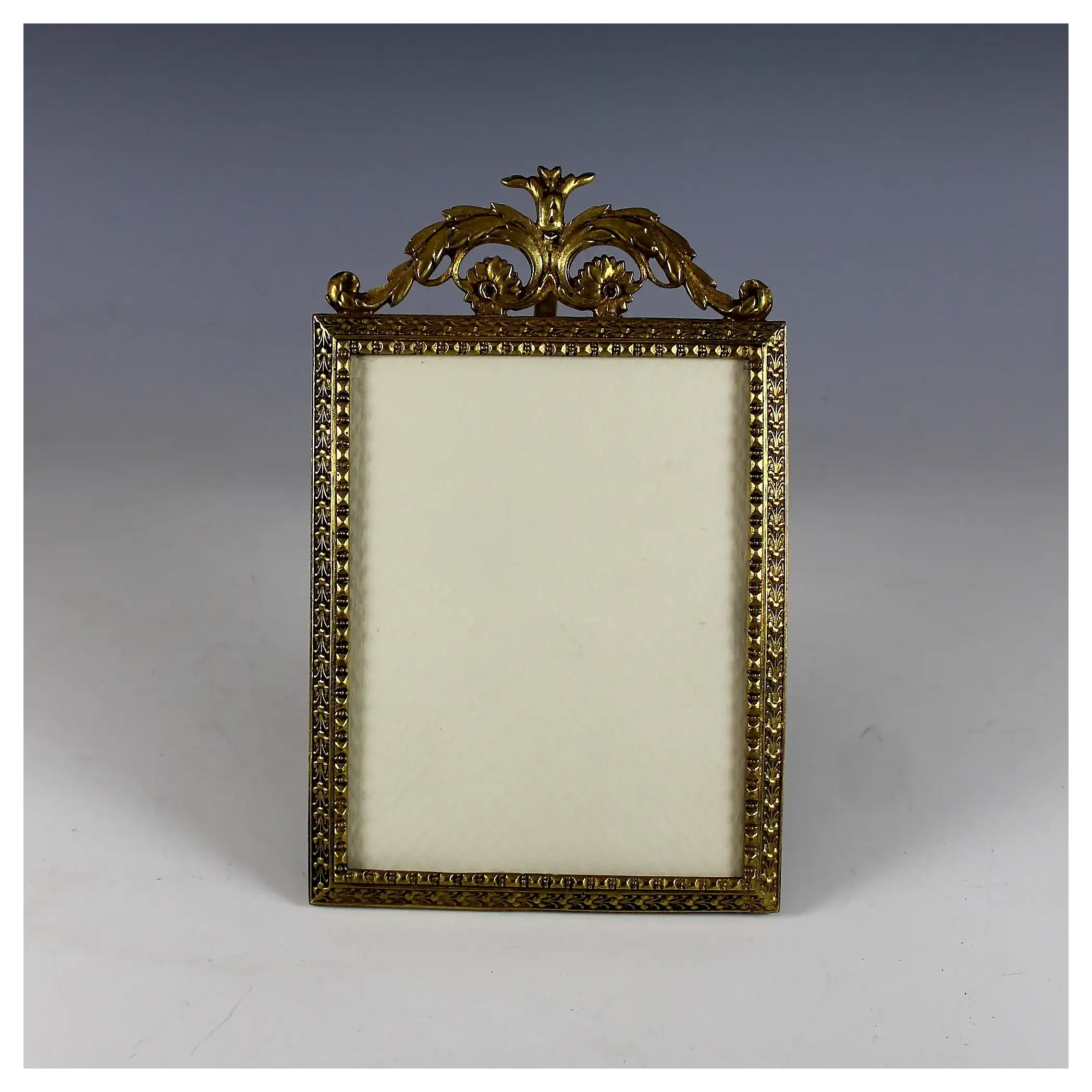 Antique Bronze Bow Top Photo Frame