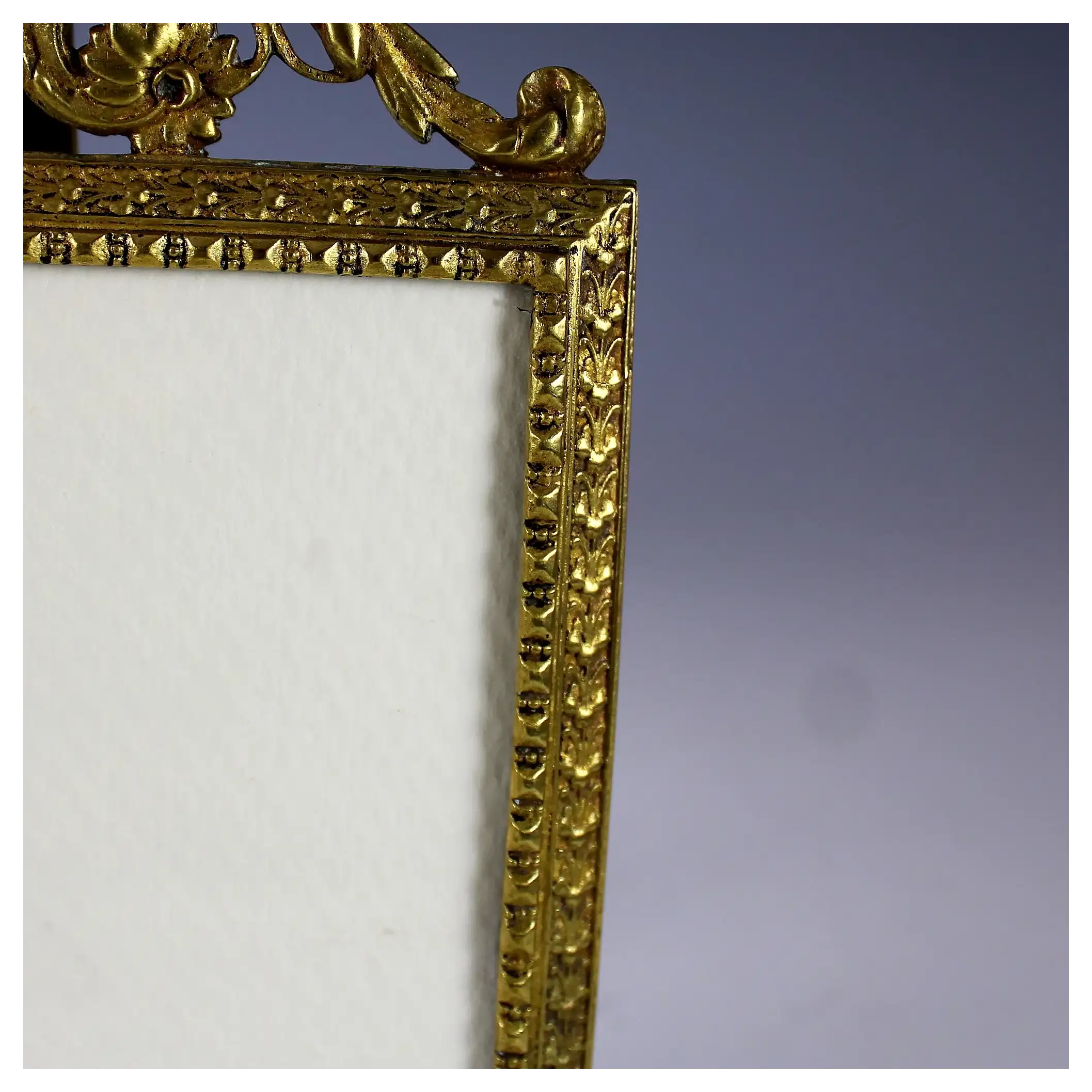Antique Bronze Bow Top Photo Frame