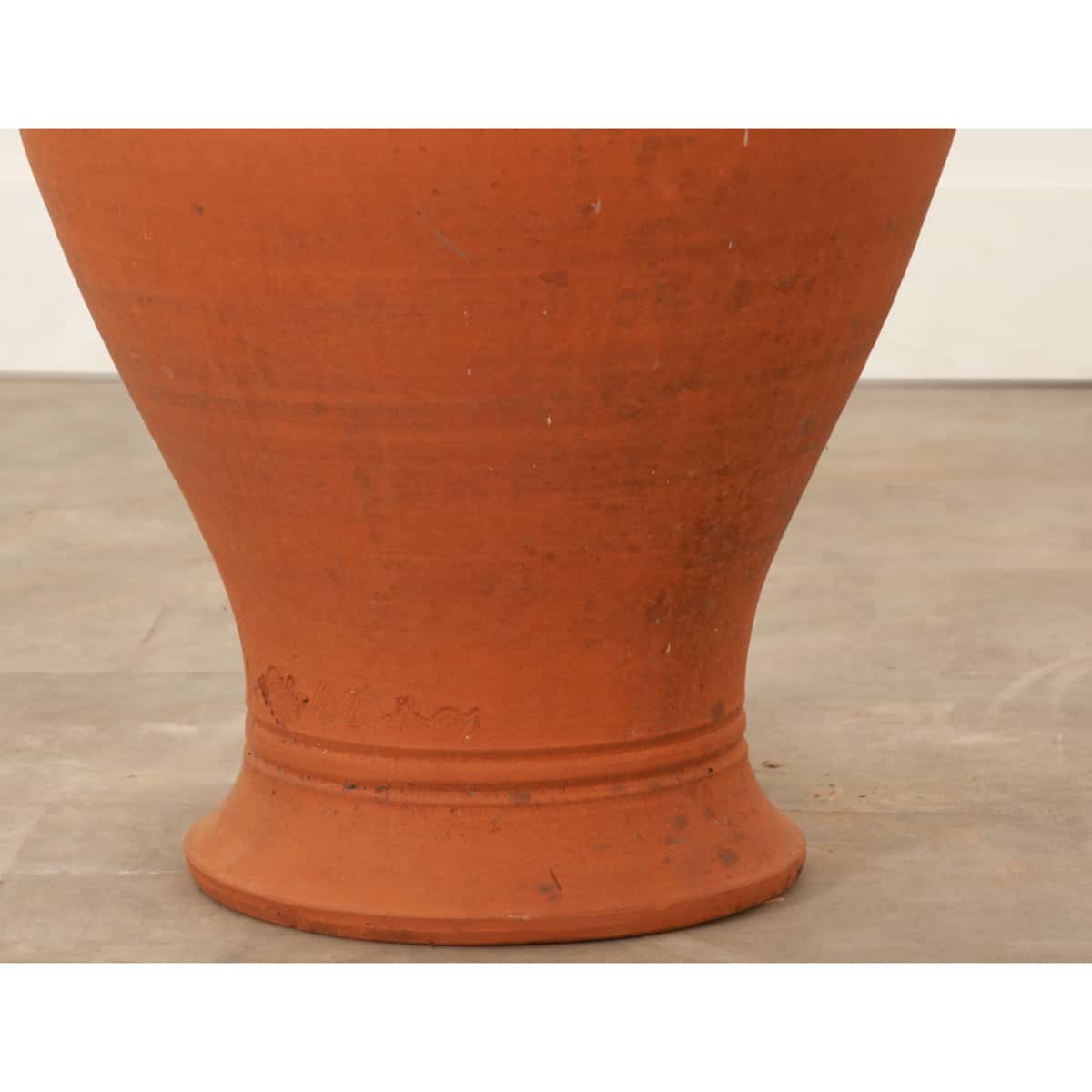 English 19th Century Terracotta Urn