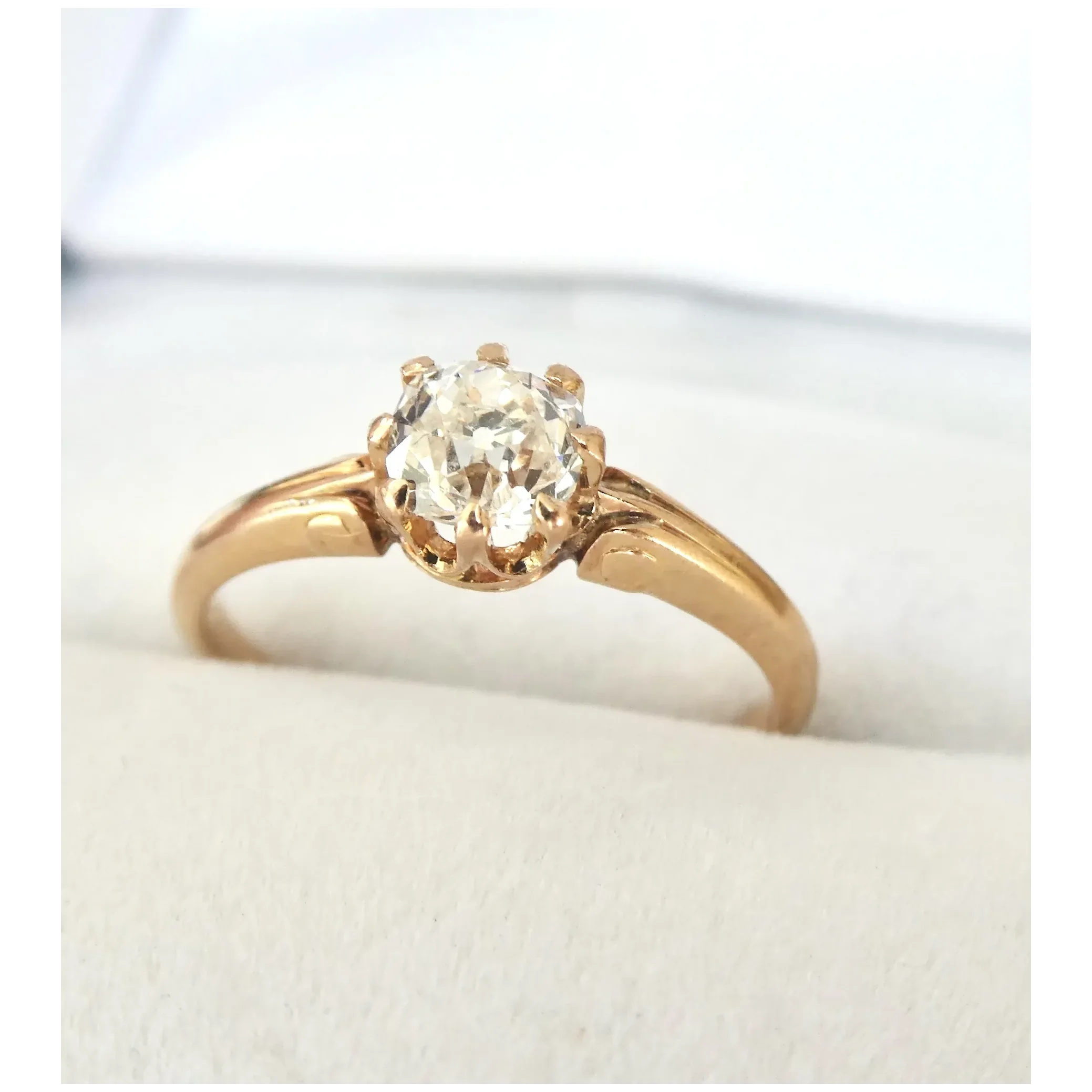 ~Stunning 18K Gold French Old Cut Diamond Solitaire Ring~